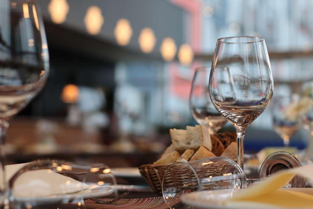 Stay2Munich Hotel & Serviced Apartments Brunnthal Restaurante foto